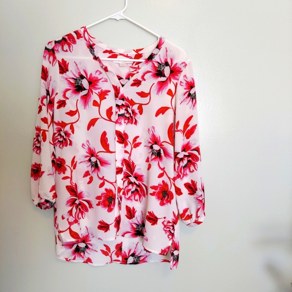 C&E Hi Lo top pink black V-neck Size Medium